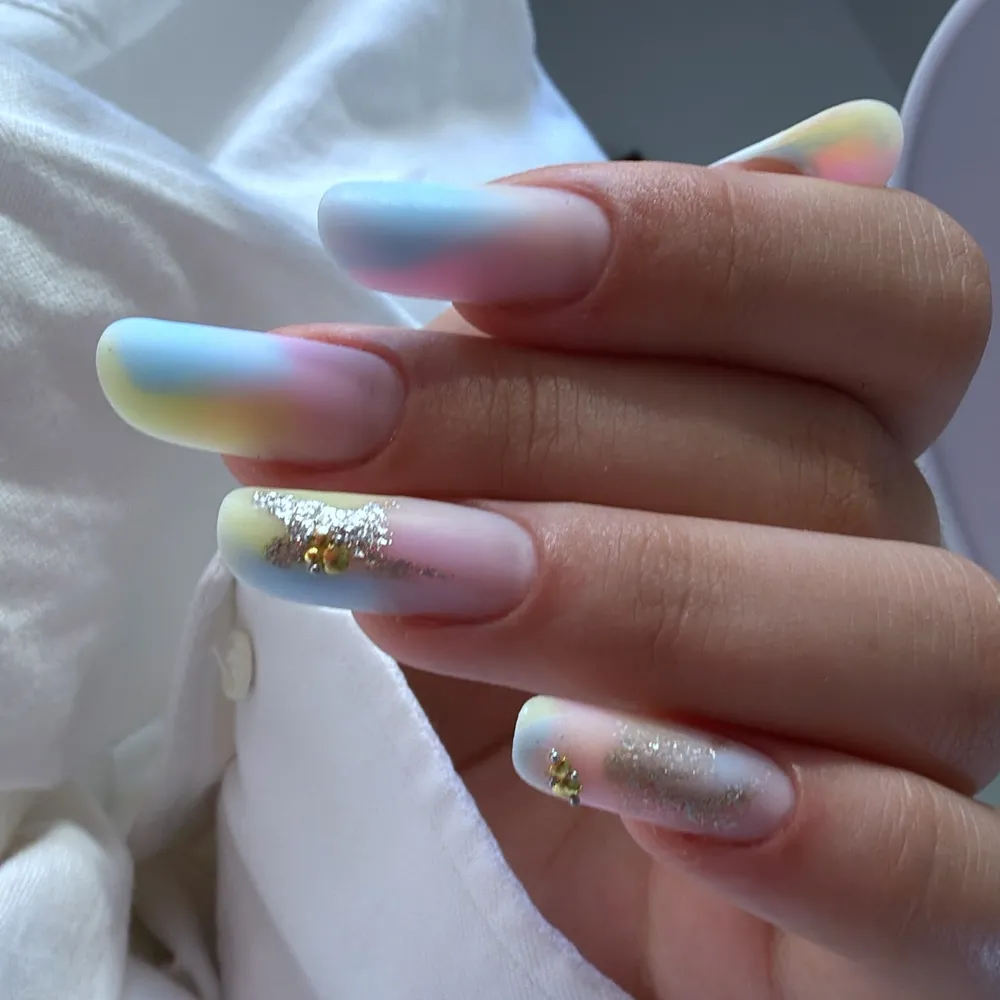 Aura pastel cu foiță aurie