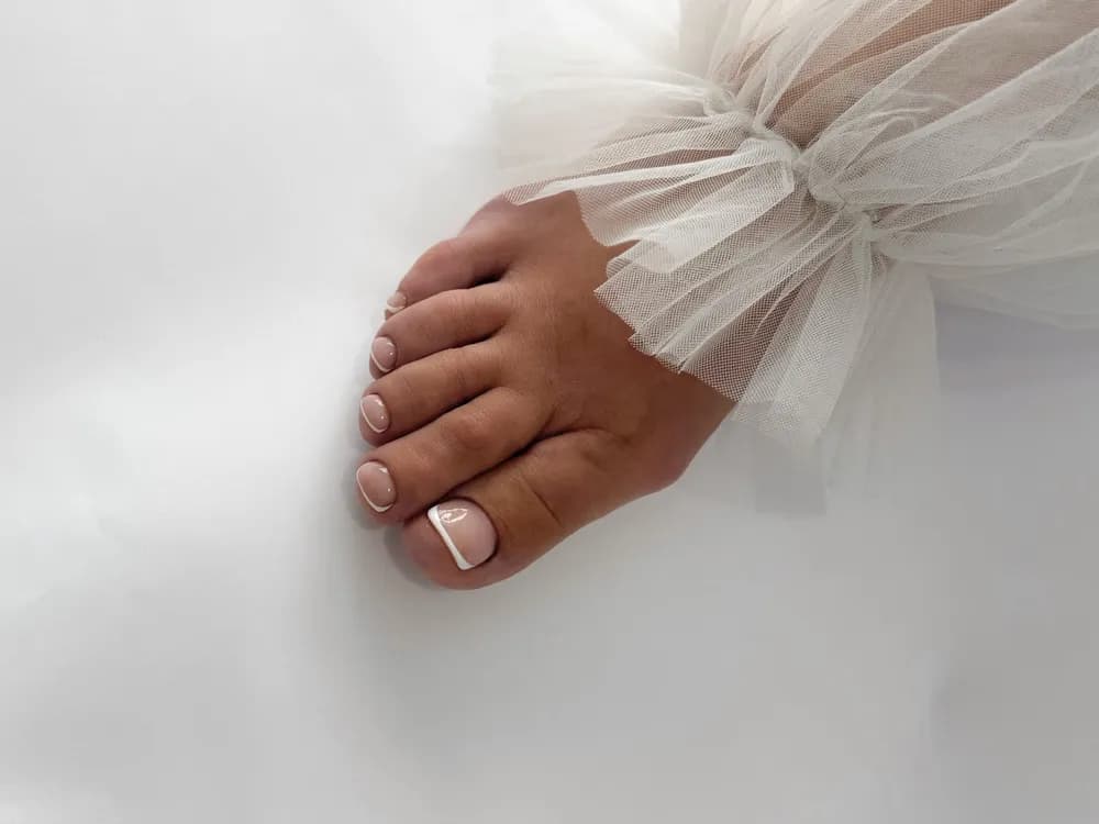 French nude delicat